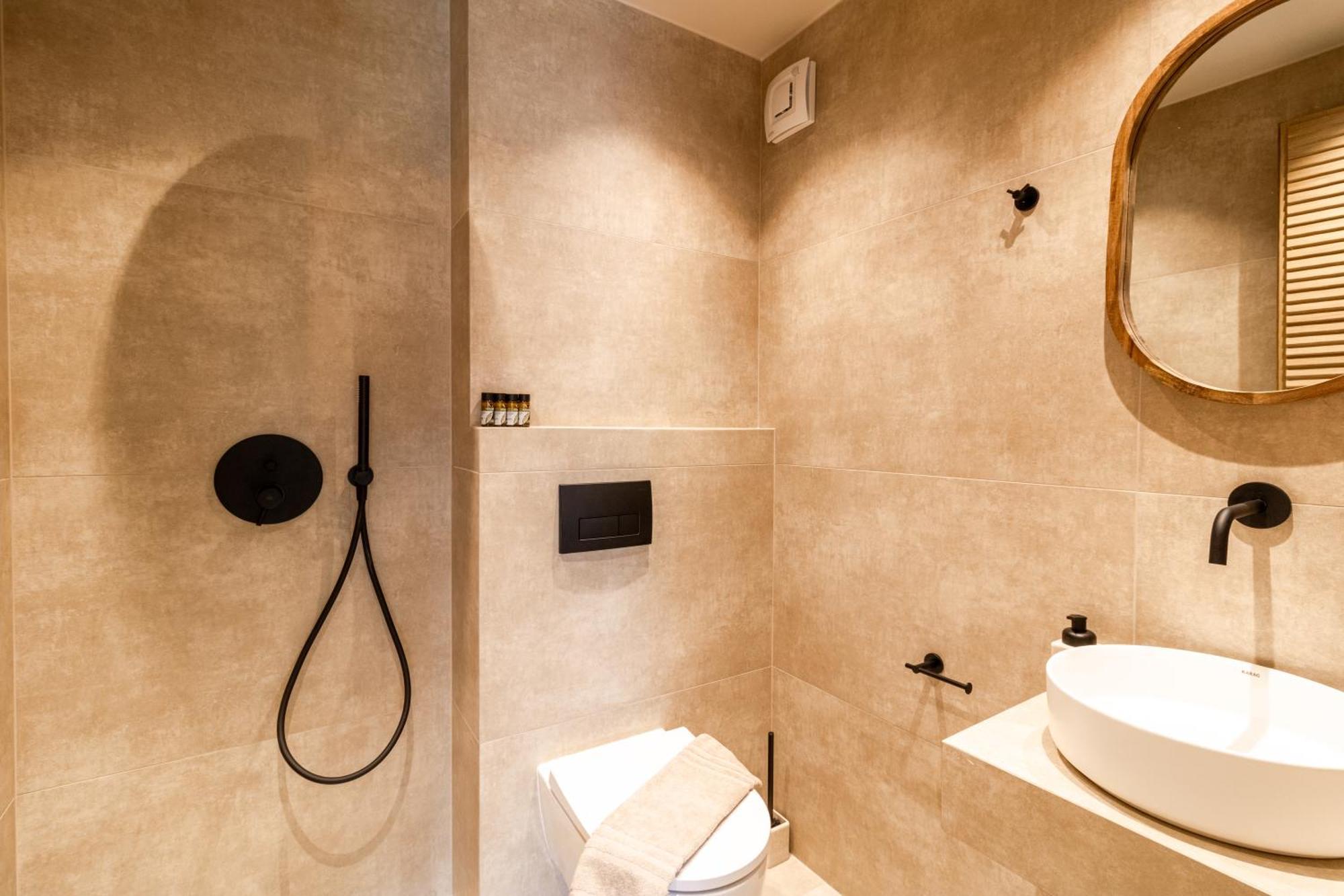 Adorno Private Only Adults & Kids 12 Villa *