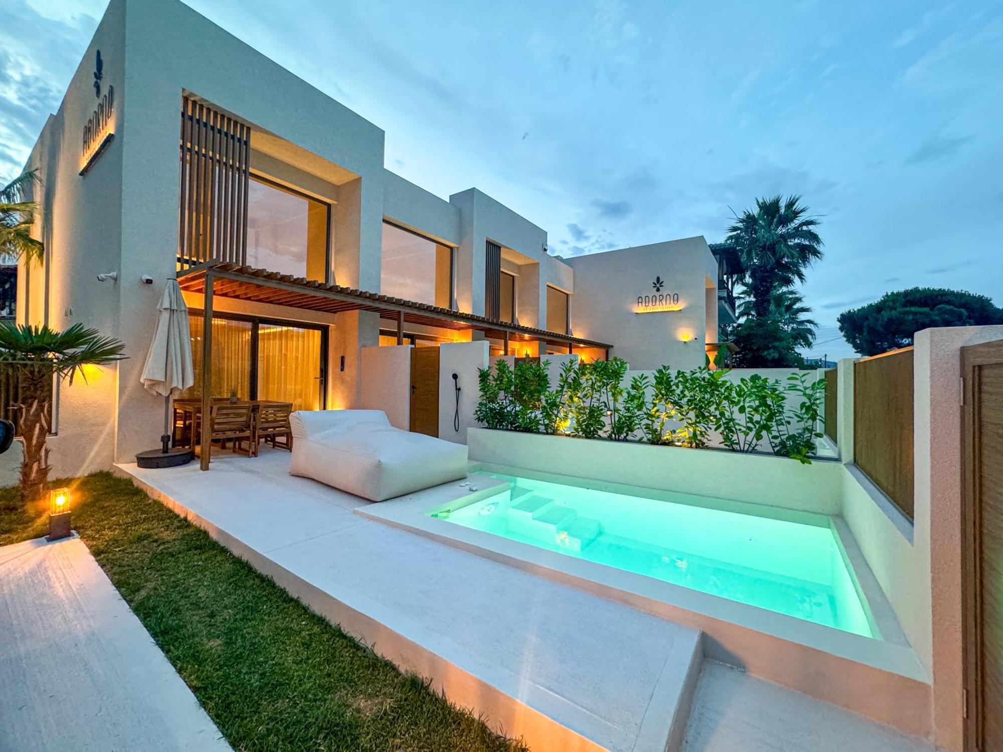 Adorno Private Only Adults & Kids 12 *